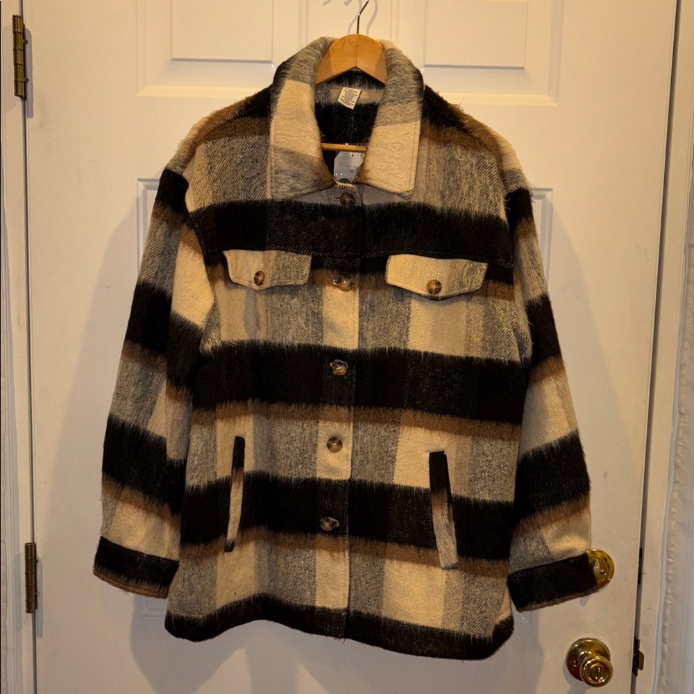 Wonderly Black and Tan Plaid Shacket Coat